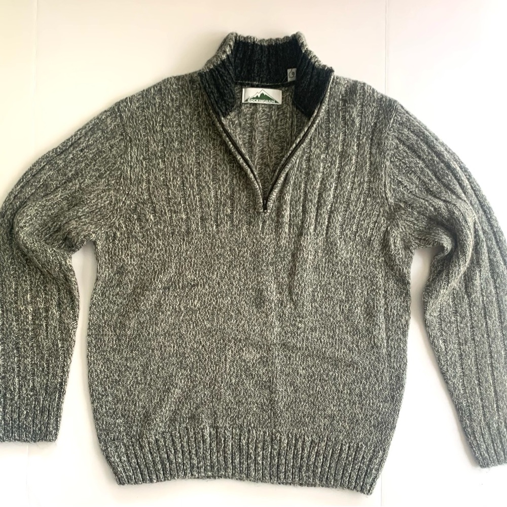 Men’s Rockingham Gray Quarter Zip Sweater Size Large
